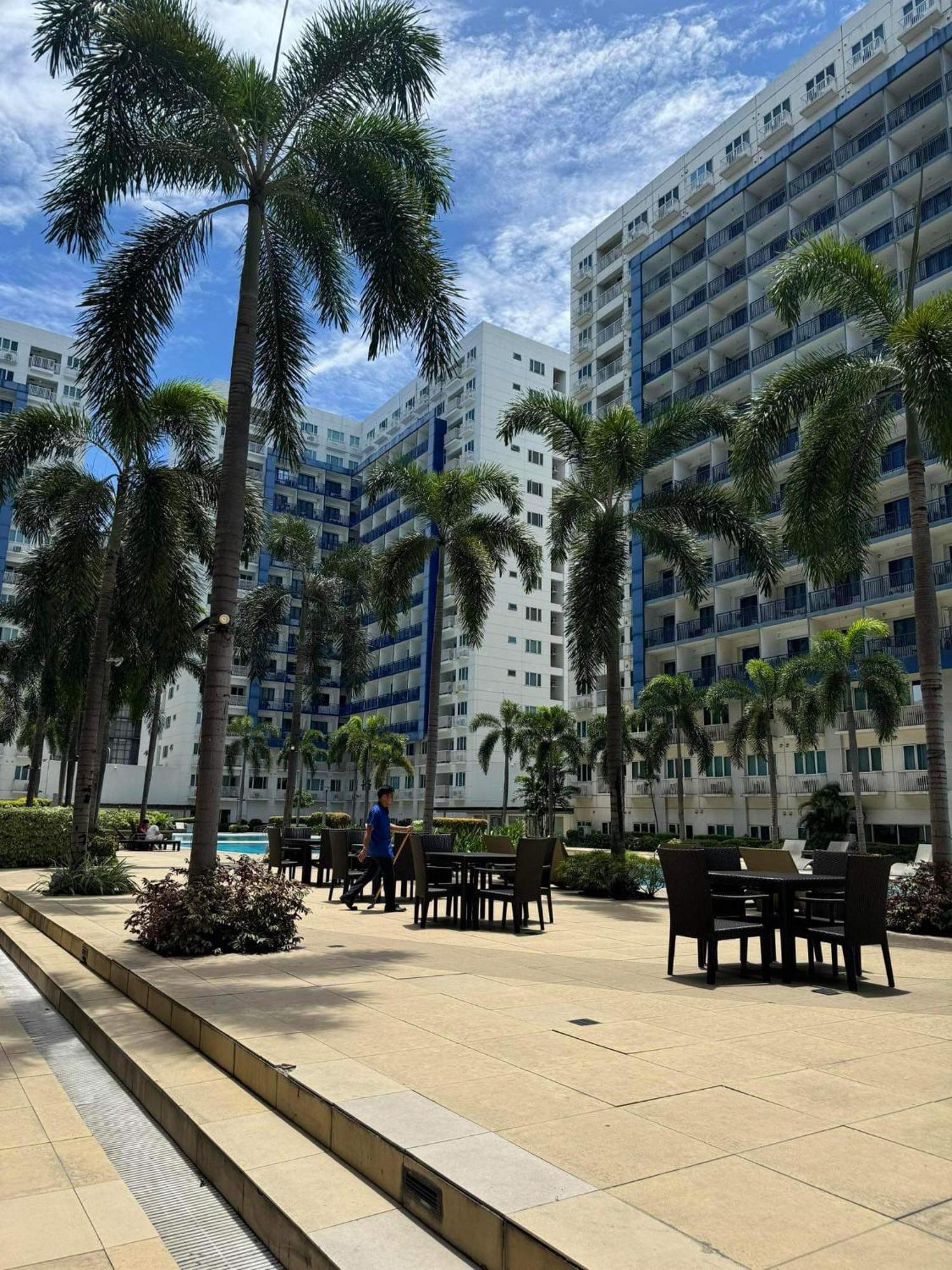Sea Residences Jeremiah2911 Manila Exteriör bild
